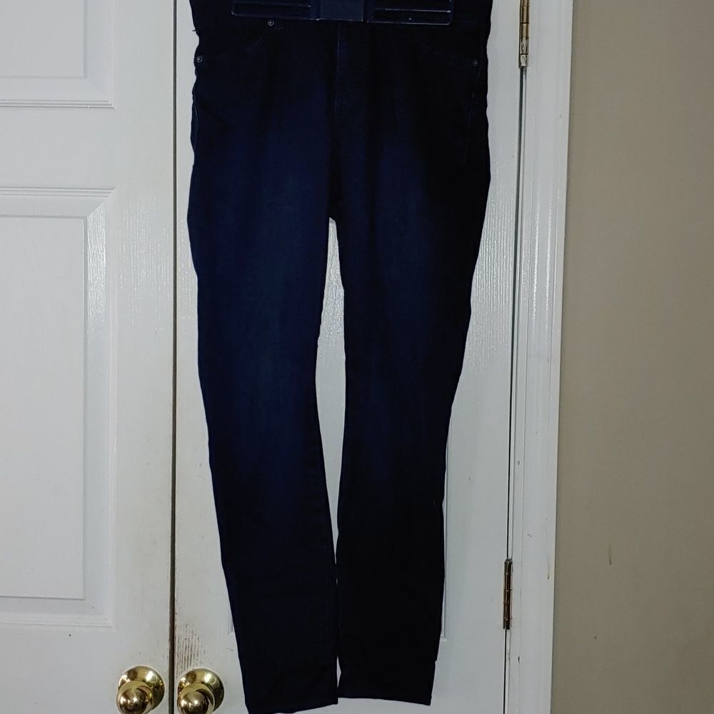 Juicy Couture  dark denim skinny jeans  Sz 8